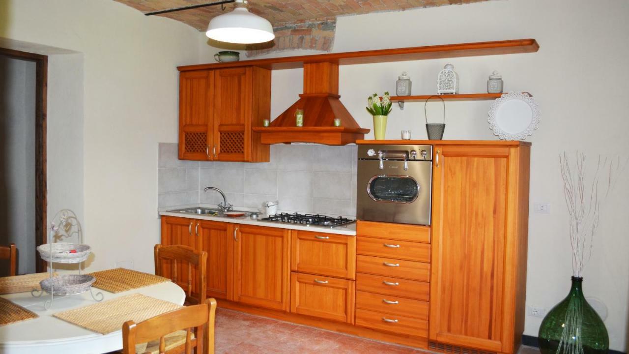 Agriturismo "Veritas" Bed & Wine Casaleggio Boiro المظهر الخارجي الصورة
