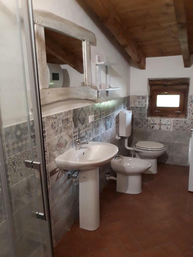 Agriturismo "Veritas" Bed & Wine Casaleggio Boiro المظهر الخارجي الصورة